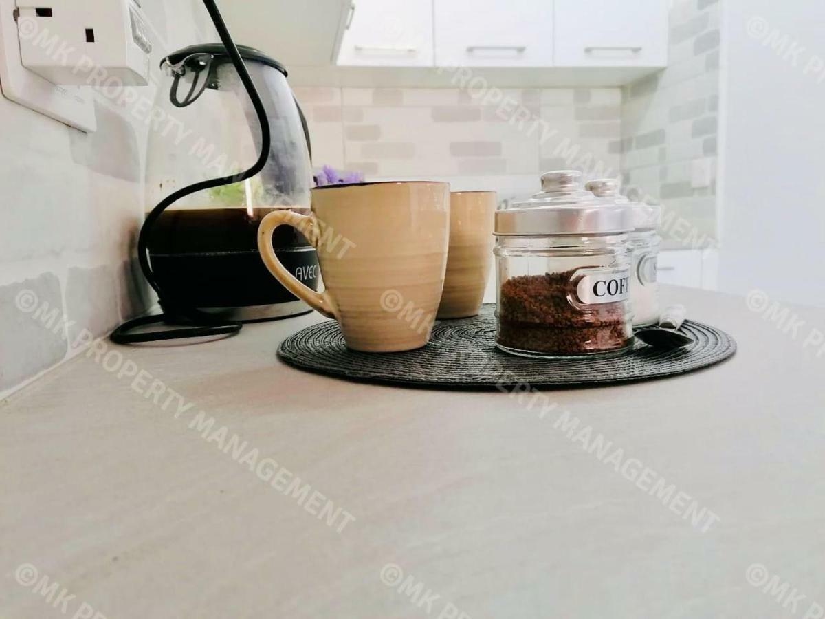 Lysia Sea-View Apartment Larnaca Exterior photo
