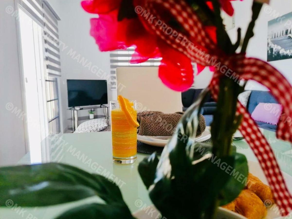 Lysia Sea-View Apartment Larnaca Exterior photo