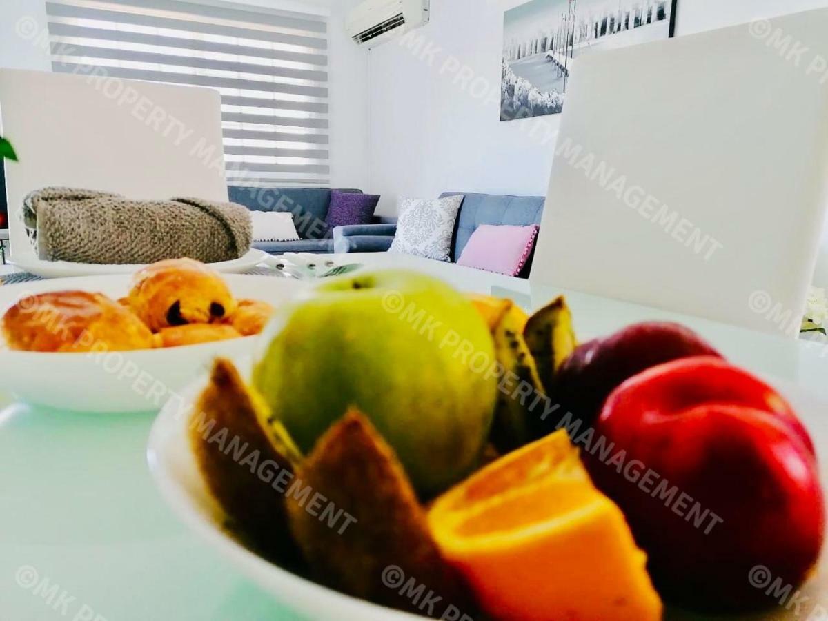 Lysia Sea-View Apartment Larnaca Exterior photo